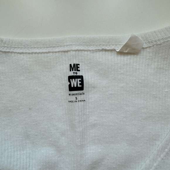 crop top - Picture 2 of 2